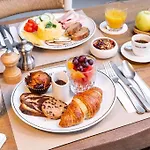 Mob House Hotel 4*