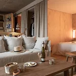 Mob House Hotel Saint-Ouen (Seine-Saint-Denis)