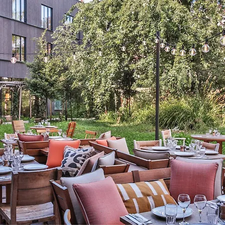 Hotel Mob House 4*