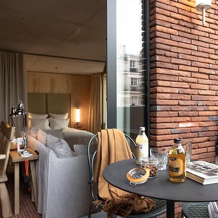 Mob House 4* Saint-Ouen (Seine-Saint-Denis)