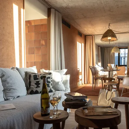 Hotel Mob House 4*