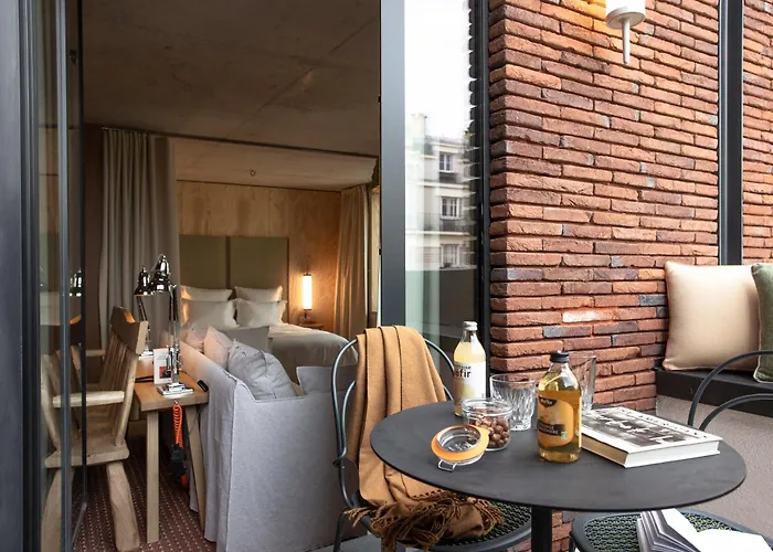 Mob House 4* Saint-Ouen (Seine-Saint-Denis)