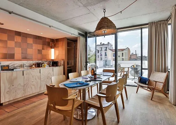 Hotell Mob House Saint-Ouen (Seine-Saint-Denis)