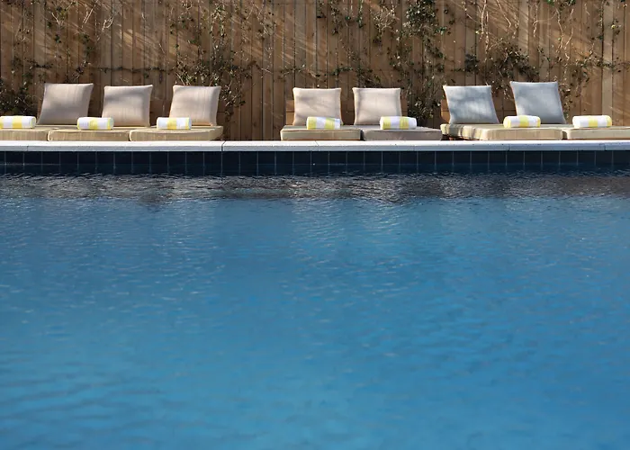 Mob House Hotell Saint-Ouen (Seine-Saint-Denis)